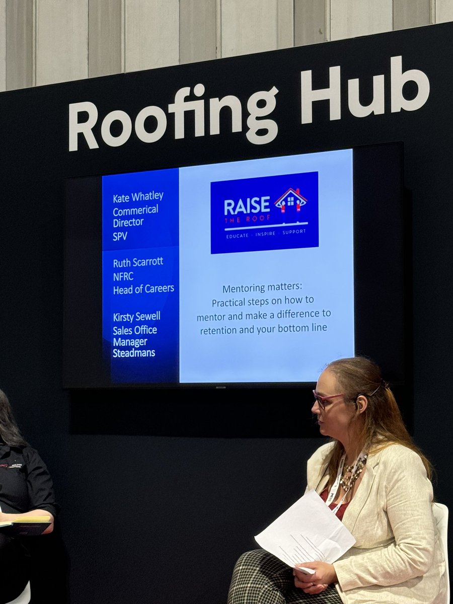 Julie Mirowski tweet media