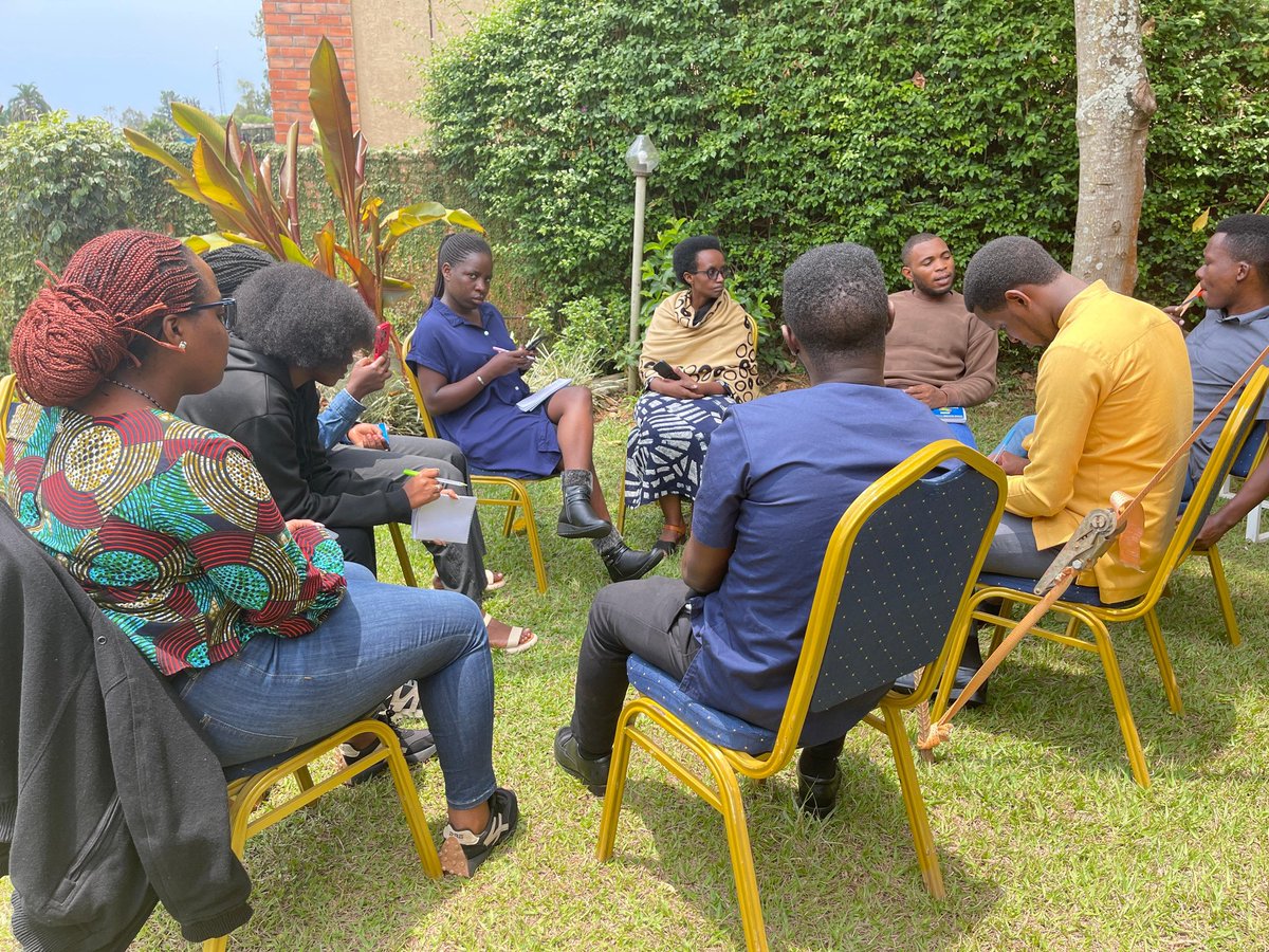 ycanrwanda's tweet photo. Today, @YCTPAlumni members and Trade Unions have joined  workshop about “ Just Transition” that took place at @FES Headquarters.

They discussed about the potential opportunities from the surrounding Challenges, tackling Carbon Emissions to  Green Solutions for Sustainable Growth https://t.co/KLcqJrQDxR