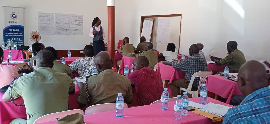 uwonet's tweet photo. Counsel Lydia project officer #FATEProject stressed the importance of prioritizing best interest of children (welfare principle) in all decisions involving them #AccessToJustice @ASF_NGO @NLinUganda @barefootlaw_org @PenalReformInt
@RitaAciro @PerryAritua @WereJuliet @AKasingye https://t.co/vcGVqABhei