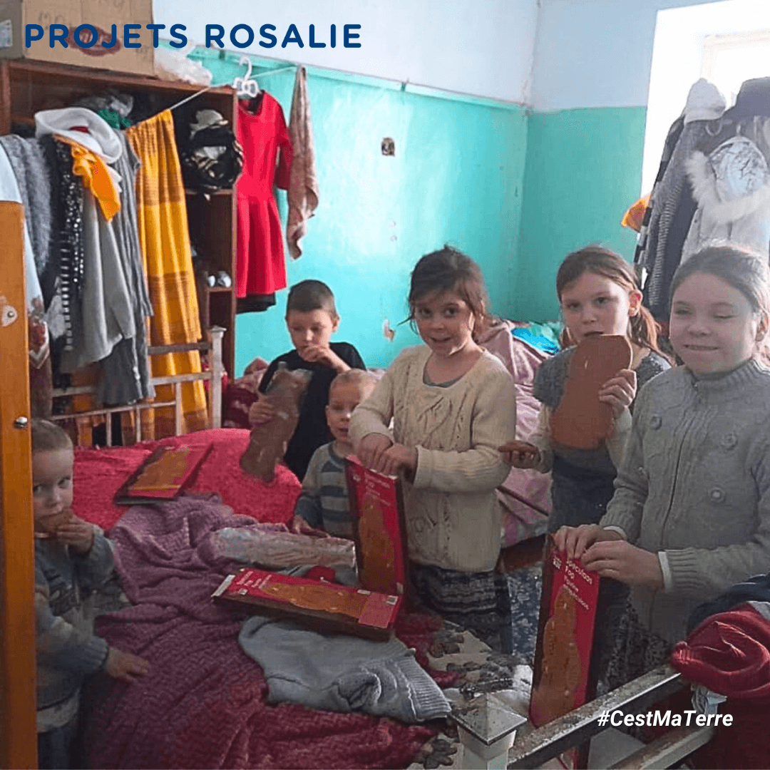 🤎🇺🇦 C'est ma terre
Nouveau projet 🎯 Objectif 5.1955 € pour redonner espoir à des réfugiés en #Ukraine qui fuient la guerre
▶️ Découvrez ce projet : urlz.fr/stpo
#ProjetsRosalie #FillesdelaCharité #saintvincentdepaul