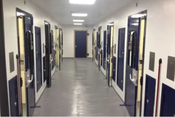 Feltham neighbourhood officers have detained two females on Feltham High Street on Monday, due to them being wanted in connection with a burglary. Both arrested and taken to custody.  #CommunityCrimeFighting