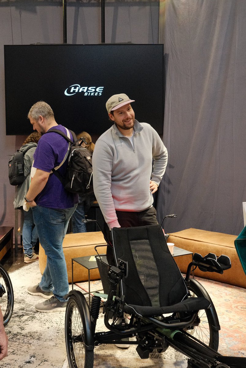 Recap of the <a href="/REHACARE/">REHACARE</a> Fair 👀
One of the highlights was the visit from Timo Stiehl, who received his new Kettwiesel ONE tricycle🚴‍♂️💨
We are proud to have become more inclusive, presenting all our bikes with short videos in German sign language🤟
#rehabilitation #fahrrad #dreirad
