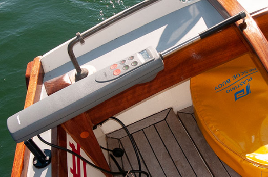akaWraith's tweet photo. Not only MapMagic: I'm thinking of tiller pilot for the sailboat. It can make the boat to keep the course. Handy when sailing alone. Costs €500. What? Why? For Arduino compass and linear actuator? Got to make one myself for next season. https://t.co/Bg1cR8lvz9