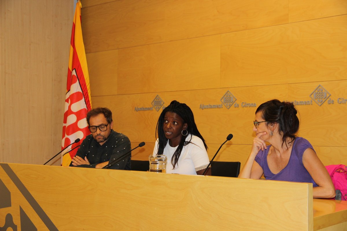 ➕💜 <a href="/Girona_cat/">Ajuntament de Girona</a> reforça el Servei d'Informació i d'Atenció a les Dones per atendre les dones que pateixen violència en l’àmbit de la parella 👇

🗺️ Desplegament als barris
🏠 Un pis d'emergència amb atenció psicològica
💬 Projecte “Dones acompanyant altres dones” amb la