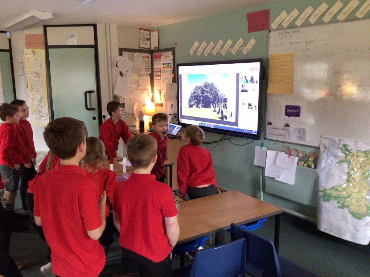 TrellechPrimary's tweet image. Thank you @KeepWalesTidy. Dosbarth 4 really enjoyed your live event this morning. We learnt so much about the importance of trees and our environment. We can’t wait to see our collaborative poem. #keepwalestidy #importanceoftrees #environment #saveourplanet