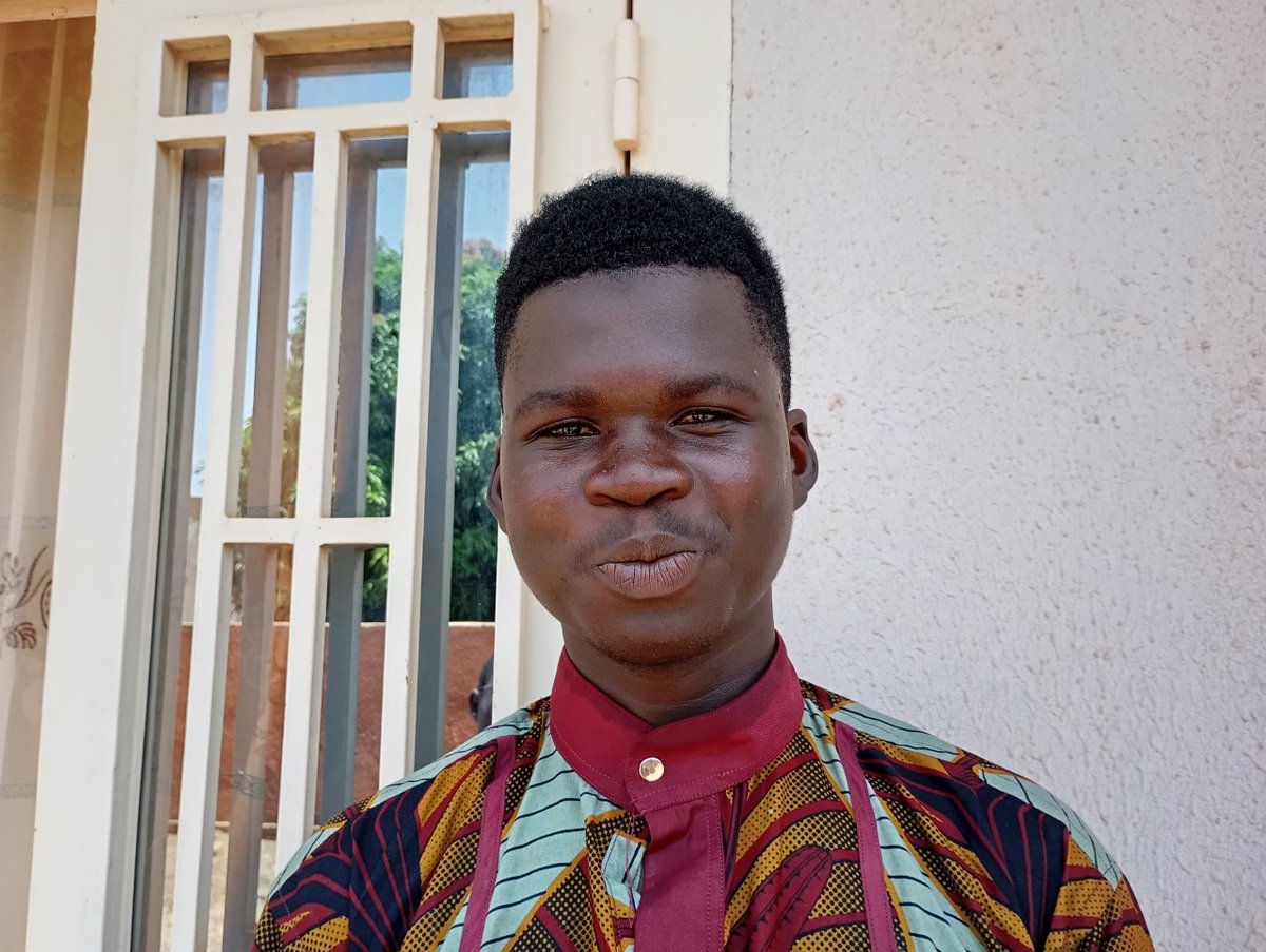 eliekabore's tweet image. Burkina Faso : La mine de #SOMISA octroie 2 bourses (1 fille et 1 garçon) parmi les 10 meilleurs bacheliers du Bac 2024 dans la commune de #Boudry ayant obtenu de meilleures moyennes à l’examen du baccalauréat, session 2024
lnkd.in/dWW7Whn9 

@MINESACTUBf