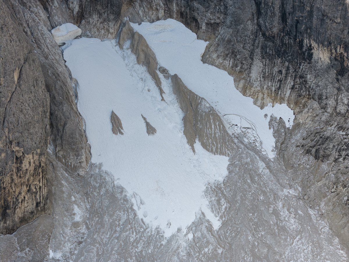 The Popera Basso, a former small glacier of the Sesto #Dolomites, and its LIA moraine 

30 Sept. 2024