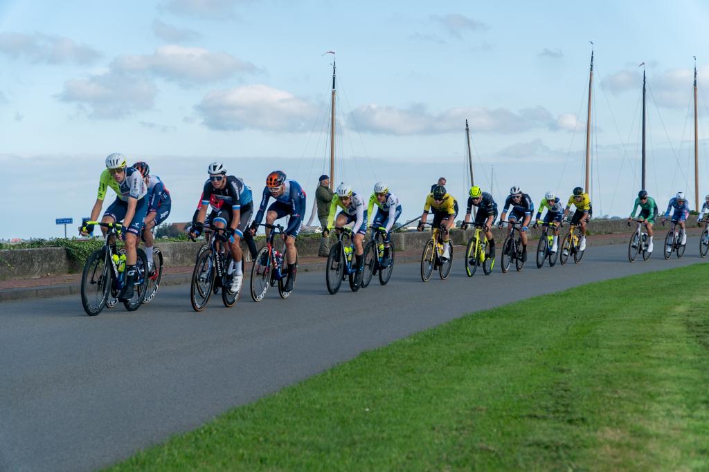 67Warren's tweet image. Doorkomst Elfstedenrace Sloten
#elfstedenrace