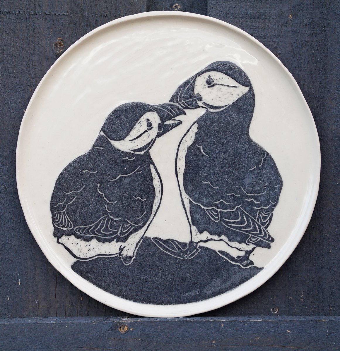 The making of a puffin plate 🐧
