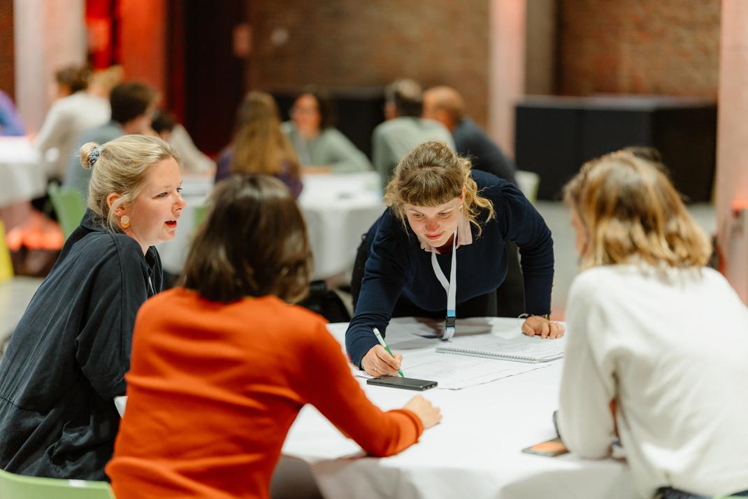 Scivil (@scivil_flanders) on Twitter photo On October 14, <a href="/AarhusUni/">Aarhus Universitet</a> is organizing a hybrid workshop on empowering #citizenscience for climate action, including:
- an intro by <a href="/GitteKragh/">Gitte Kragh</a>
- and a session on effective communication and engagement by <a href="/RosaAriasAlv/">Rosa Arias</a> (<a href="/Science4Change/">ScienceForChange</a>):
▶️ scivil.be/en/event/wetla… On October 14, <a href="/AarhusUni/">Aarhus Universitet</a> is organizing a hybrid workshop on empowering #citizenscience for climate action, including:
- an intro by <a href="/GitteKragh/">Gitte Kragh</a>
- and a session on effective communication and engagement by <a href="/RosaAriasAlv/">Rosa Arias</a> (<a href="/Science4Change/">ScienceForChange</a>):
▶️ scivil.be/en/event/wetla…