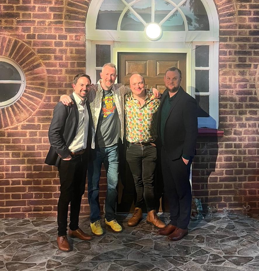 Davefriasrobles's tweet image. Taskmaster Gala - Your time starts now… 🐥

A wonderful celebration of everyone’s hard work over the past weeks/months to transform Dock X into the Taskmaster Live Experience. 

#taskmaster #taskmasterliveexperience #gala #pressnight #immersive #london #theatre #dockx #alexhorne