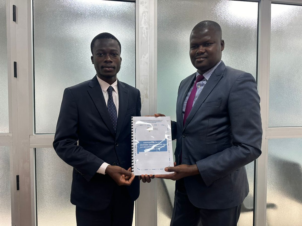 revilaci's tweet photo. #AUDIENCE_PDC2V_REMISE_RAPPORT_JUSA2

Le vendredi 24 septembre, le Président @AboubakBakayoko a été reçu en audience au @pdc2v par Monsieur Mamadou Kouassi, Spécialiste en communication, Madame Nassita Soro, Spécialiste Planification Opérationnelle, en présence de quelques... ⬇️ https://t.co/k2s0pMSsvr