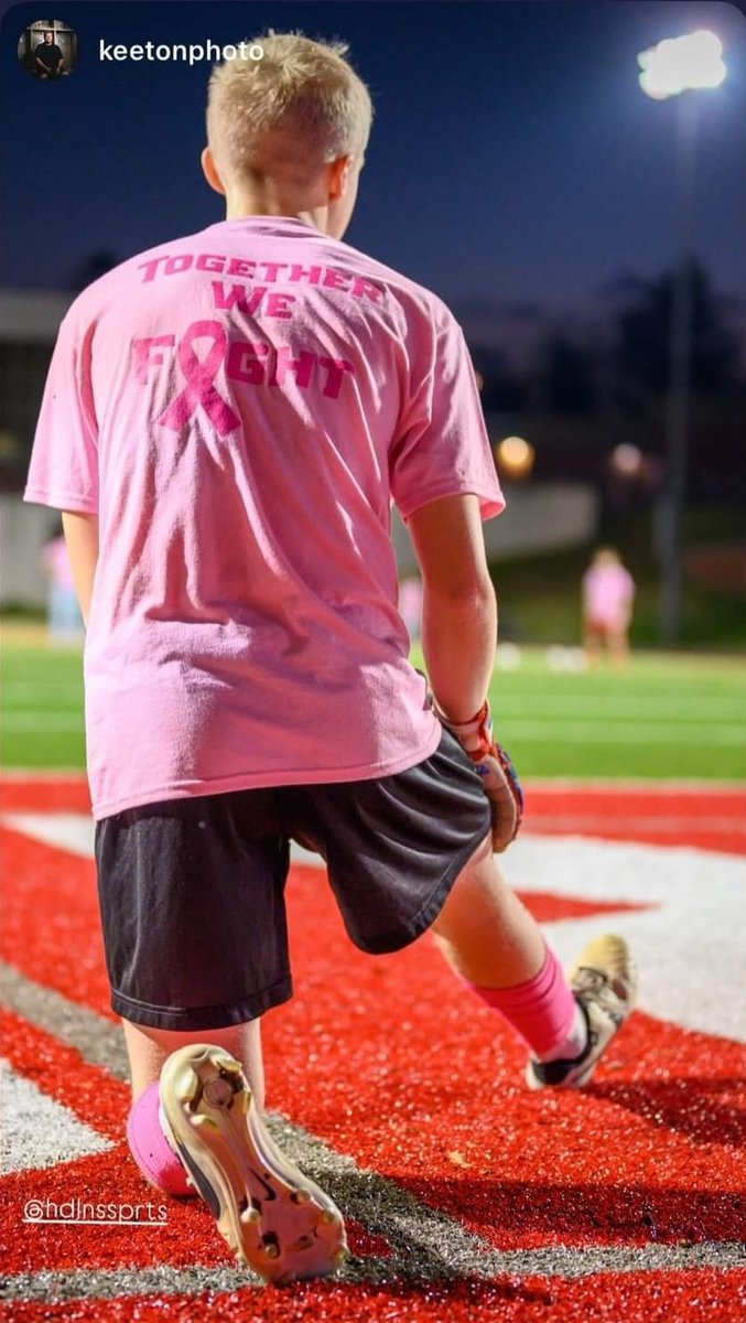 murphy2312's tweet image. Loved being a small part in this with Coach Zach and the Beechwood Boys Soccer team to raise money for Pink Ribbon Good. 

@beechwood_tiger 
@HDLNS
#makememories #makeheadlines #beatbreastcancer