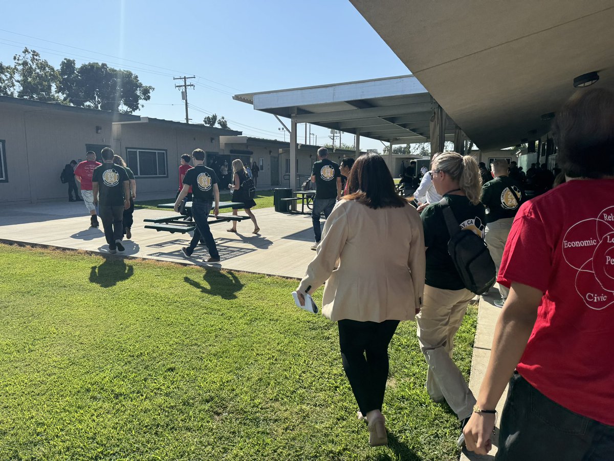 Great job yesterday to our Team Empower learners with <a href="/DPLeague/">League of Innovative Schools</a> visit to <a href="/LindsayUnified/">Lindsay Unified School District</a> ! <a href="/DigitalPromise/">Digital Promise</a>
