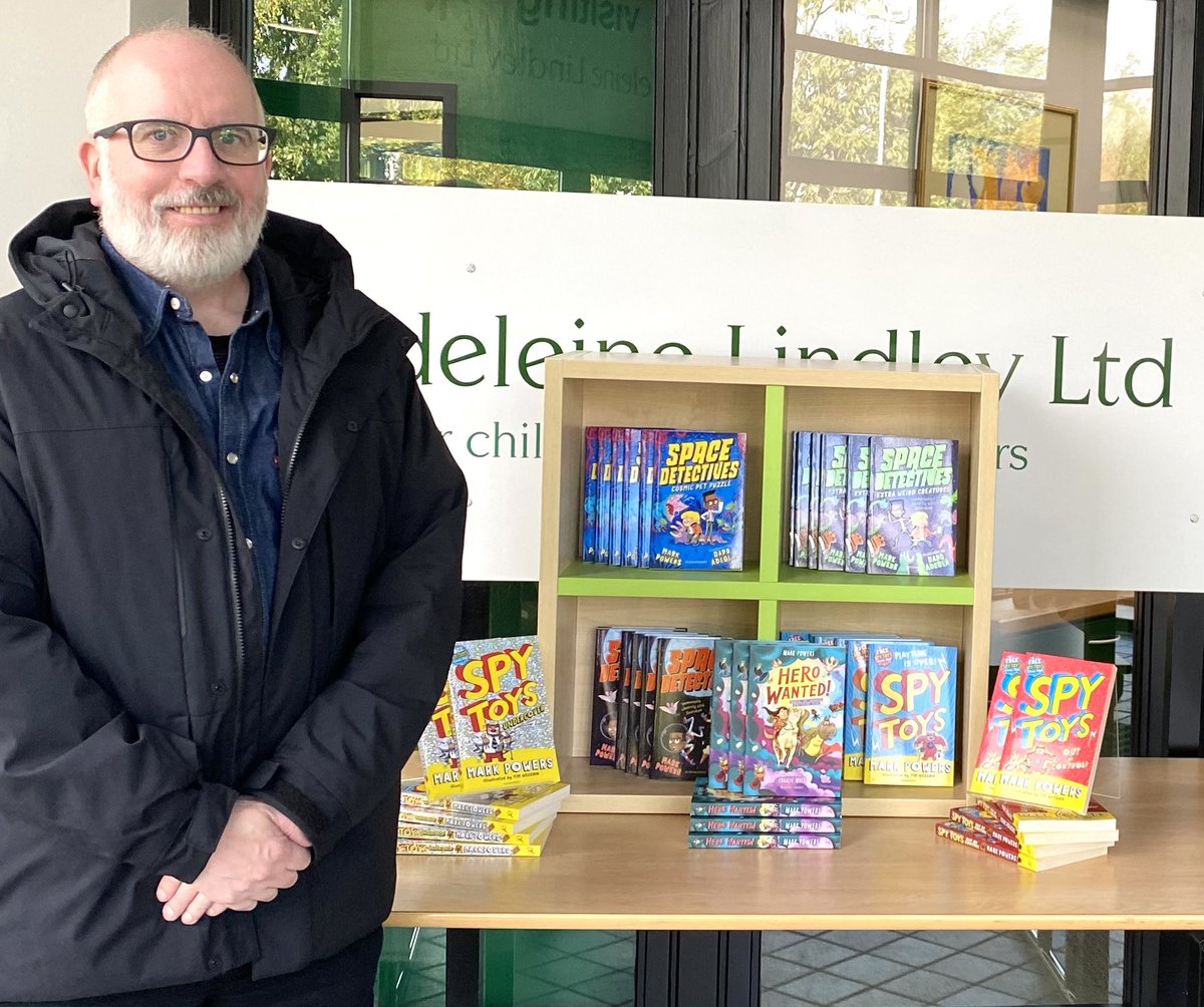 Signing the Powers back catalogue for <a href="/teacher_books/">Madeleine Lindley Ltd</a> <a href="/KidsBloomsbury/">Bloomsbury Kids & YA UK</a>