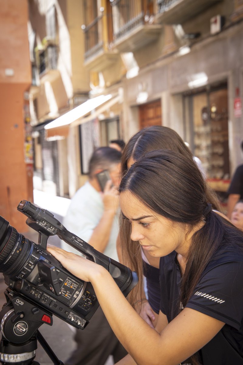 curvapolar's tweet photo. ¡A cogerle el gusto a las calles chicas/os!

#realizaciónaudiovisual #mediostécnicosaudiovisuales https://t.co/TSynZHsQJ7