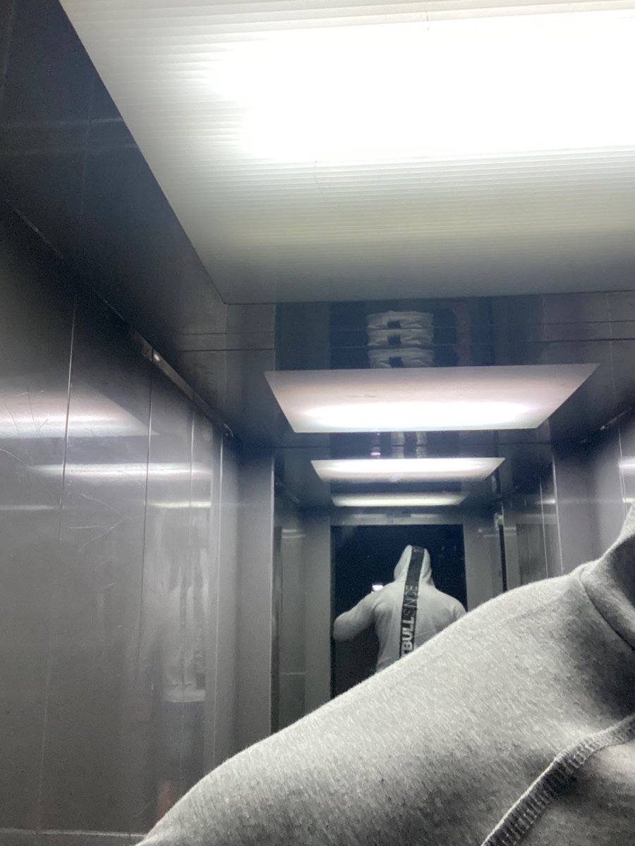 Yes I am still alive and found my password of Twitter X finally

110Kg 243lbs standing😤👌👌