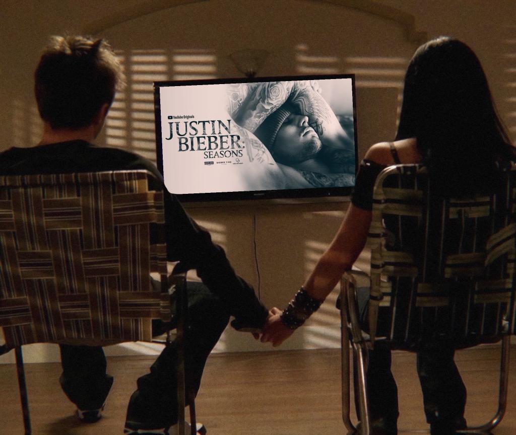 availablebiebzs's tweet image. could be us