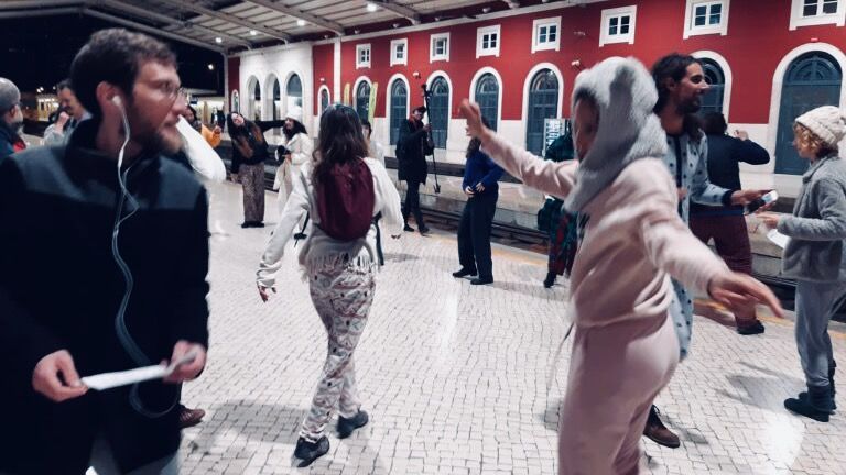 Back-on-Track.eu (@backontrackeu) on Twitter photo Already making plans for Friday 25 Oct 2024, 20:30 CET? Join the cross-continental silent disco #pyjamaparty to draw attention to the missing #nighttrains, together with other groups on <a href="/StayGroundedNet/">Stay Grounded - @staygroundednet on Bluesky 🦋</a>:
back-on-track.eu/trans-europe-p…
<a href="/MenosAvioes/">Aterra 🚇</a> <a href="/FlightFreeUK/">Flight Free UK</a> <a href="/ecologistas/">Ecologistas en Acción</a> Already making plans for Friday 25 Oct 2024, 20:30 CET? Join the cross-continental silent disco #pyjamaparty to draw attention to the missing #nighttrains, together with other groups on <a href="/StayGroundedNet/">Stay Grounded - @staygroundednet on Bluesky 🦋</a>:
back-on-track.eu/trans-europe-p…
<a href="/MenosAvioes/">Aterra 🚇</a> <a href="/FlightFreeUK/">Flight Free UK</a> <a href="/ecologistas/">Ecologistas en Acción</a>