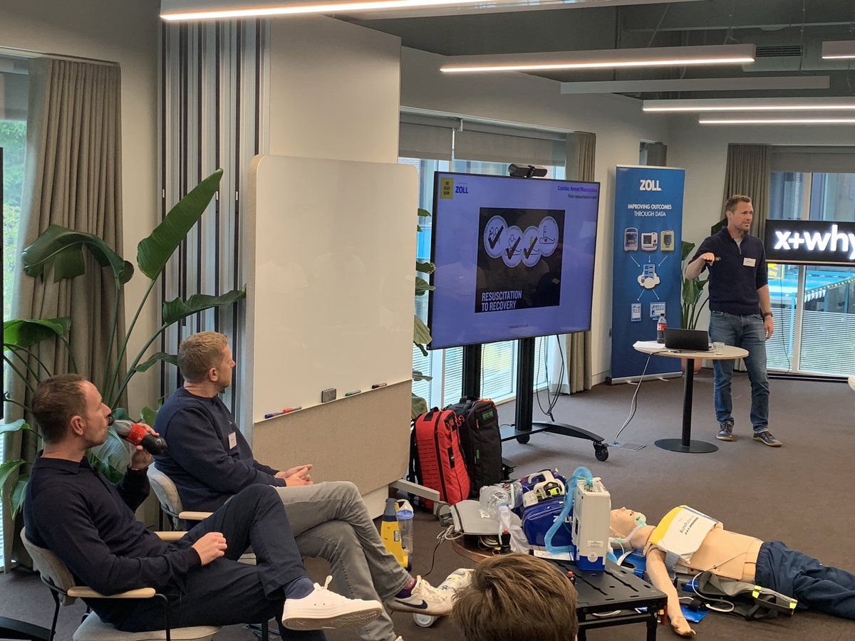 Neal Parkes πΊπ¦π (@ngparkes83) on Twitter photo We have just had our lunch and James is now presenting on post-ROSC care. Priorities of care immediately after ROSC are sometime overlooked yet vitally important! @ZollHospital <a href="/zollemsfire/">ZOLL EMS and Fire</a> <a href="/TheResusRoom/">TheResusRoom</a> We have just had our lunch and James is now presenting on post-ROSC care. Priorities of care immediately after ROSC are sometime overlooked yet vitally important! @ZollHospital <a href="/zollemsfire/">ZOLL EMS and Fire</a> <a href="/TheResusRoom/">TheResusRoom</a>