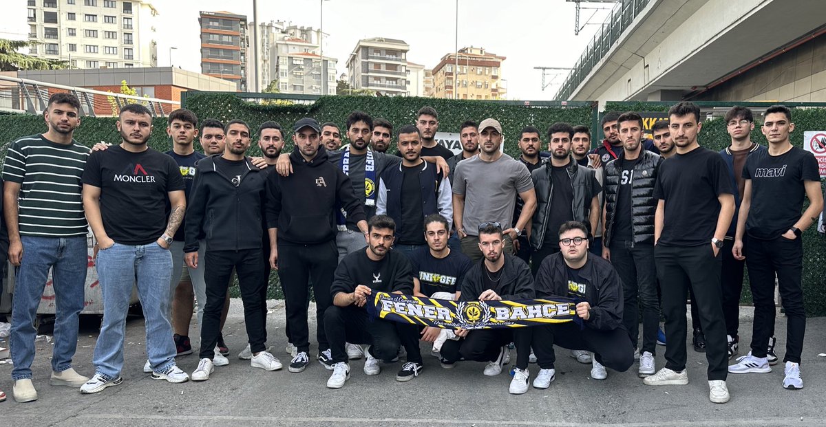 Fenerbahçe’mizin kadın basket karşılaşması için toplanıyoruz.

<a href="/unigfborg/">UNIGFB</a> <a href="/gencfborg/">Genç Fenerbahçeliler</a> #UNIGFB