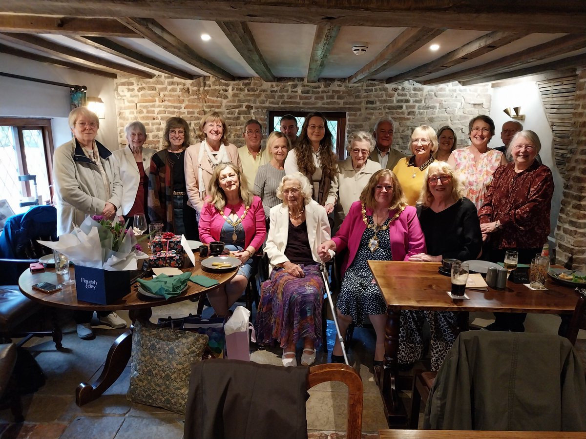 Many congratulations to Lydia on her 99th birthday celebration at the Raven Inn.