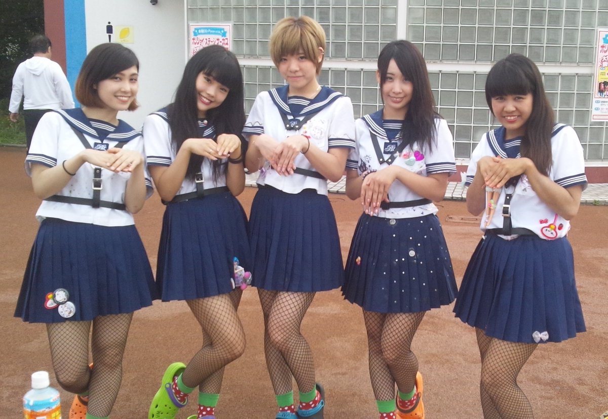 UruUru__'s tweet image. 引用元のセーラー服おじさんは、一応、PARALLELの衣装を意識して作ったんだけどね！
#PARALLEL5