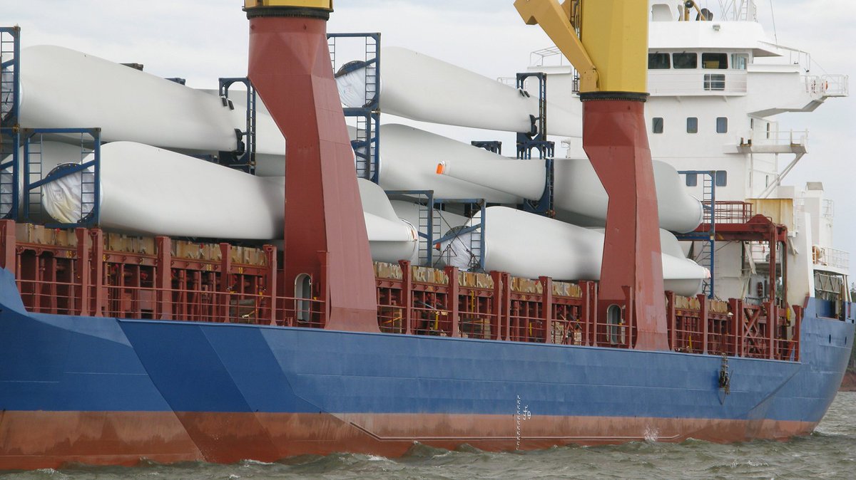 americanpandi's tweet image. #Projectcargoes require considerable planning &amp;amp; specialized transport equipment for #lashing &amp;amp; securing. Such complex &amp;amp; high #value cargoes should require a marine warranty #survey (#MWS).

Find out more in #AmericanPandI's #Circular No. 10/24: american-club.com/files/files/ci…