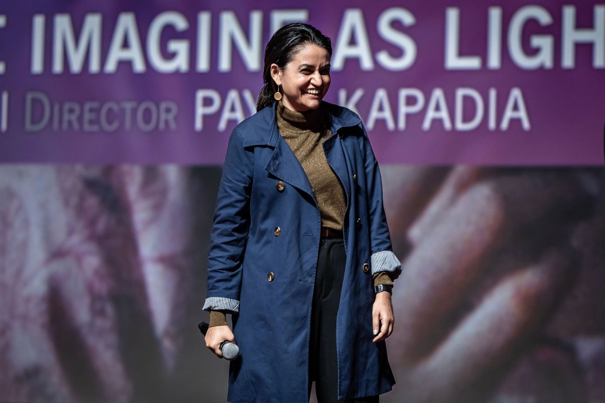 Festival de Deauville (@deauvilleus) on Twitter photo SORTIE EN SALLE 🍿
Découvrez ALL WE IMAGINE AS LIGHT de Payal Kapadia, Grand Prix du <a href="/Festival_Cannes/">Festival de Cannes</a> 2024, présenté dans la section "L'Heure de la Croisette" ! SORTIE EN SALLE 🍿
Découvrez ALL WE IMAGINE AS LIGHT de Payal Kapadia, Grand Prix du <a href="/Festival_Cannes/">Festival de Cannes</a> 2024, présenté dans la section "L'Heure de la Croisette" !