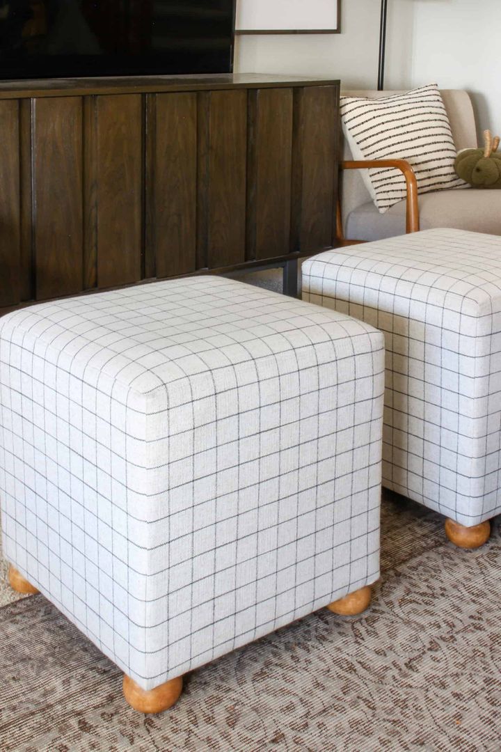 inspirationfor's tweet image. I starting researching to see if I could recreate the look for way less. And you guessed it – I totally could! See how I did it: bit.ly/4euMaiU #diy #lookforless