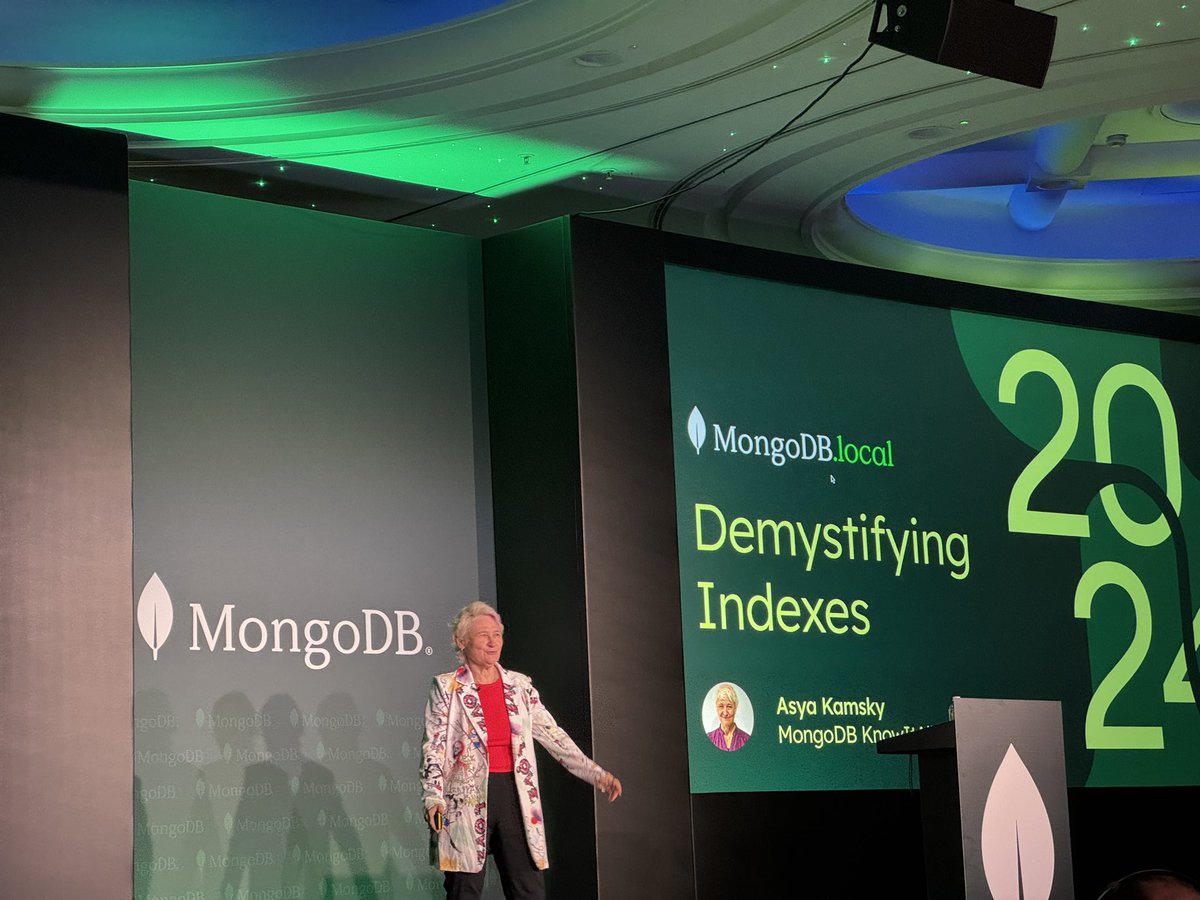 LearnMongo's tweet image. A great session from Asya Kamsky “De-mythologizing” Indexes in @MongoDB given in her signature style and wit! 🕵️‍♀️

#MongoDB #MongoDBLocal