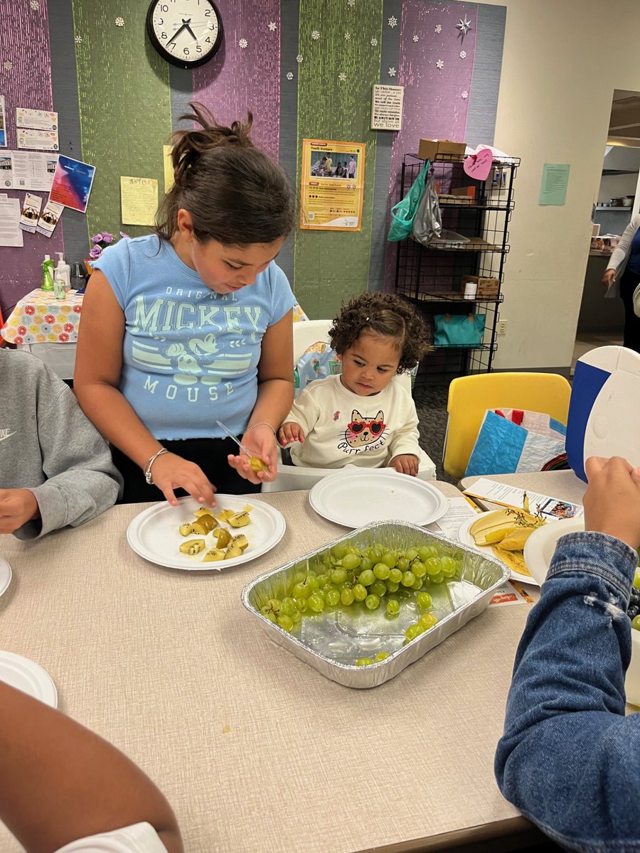 cscinc_org's tweet image. 🍎🍓 We’re so grateful to Dr. Brown for visiting our Uplift Program and sharing the benefits of fruit while helping the kids make a tasty fruit salad! It was a fun and healthy learning experience for everyone! 🍊🍇 #HealthyKids #CommunityServicesForChildren #UpliftAfterSchool