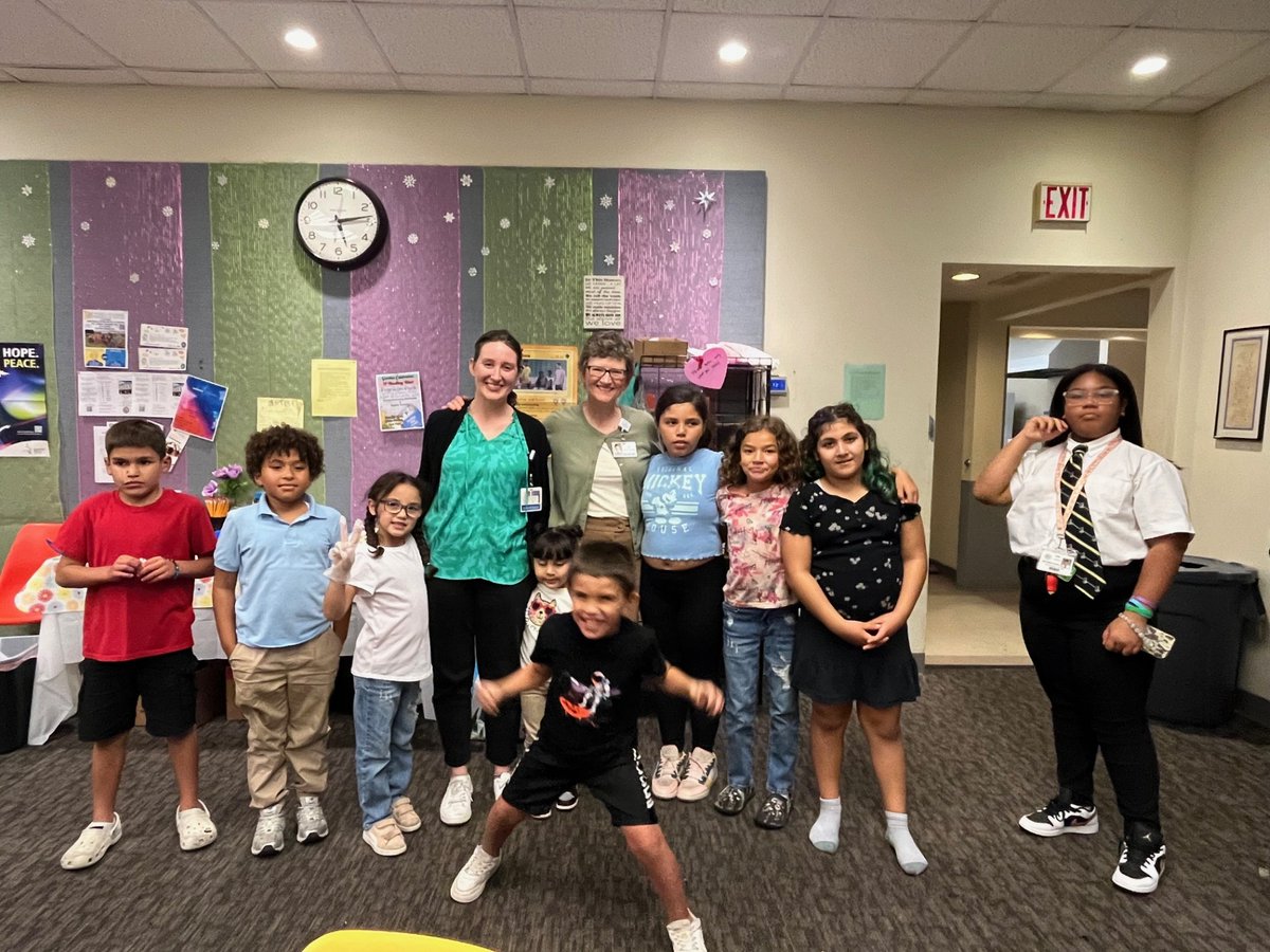 cscinc_org's tweet image. 🍎🍓 We’re so grateful to Dr. Brown for visiting our Uplift Program and sharing the benefits of fruit while helping the kids make a tasty fruit salad! It was a fun and healthy learning experience for everyone! 🍊🍇 #HealthyKids #CommunityServicesForChildren #UpliftAfterSchool