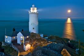 FarosLos's tweet photo. 2 de octubre de 1806 finalizan las obras de construcción de “Start Point lighthouse”. El faro se encuentra en Sanday, Orkney Islands, Escocia (Reino Unido). Es el primer faro escocés en tener luz giratoria. #StartPointLighthouse https://t.co/BWKXSpCuQM