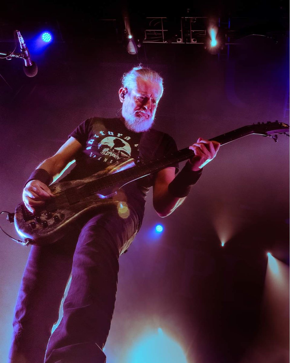 sepulturacombr's tweet photo. Whoa, Sepulnation of North America—what is actually happening?! 🤯 Tucson was SOLD OUT right before the start, and Dallas? That was just straight-up madness! 🔥 https://t.co/ZibpE1a1mO