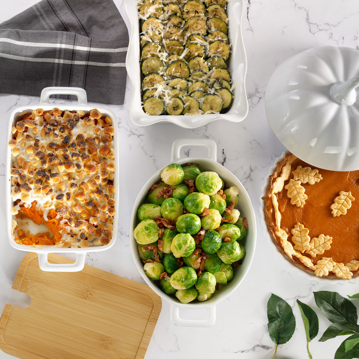 4CS is raising funds for professional development, events and other programs and we could really use your help: bit.ly/4CS2024Fundrai…
We are partnering with Charleston Wrap to offer you high-quality gift wrap, kitchen and home goods, and over 2,500 other products.