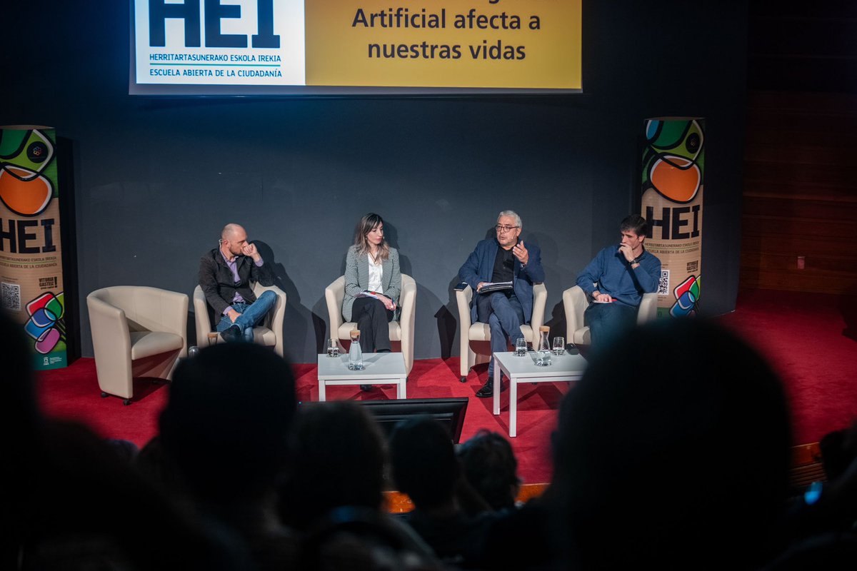 🗣️ Adimen Artifizialak hasi du Herritartasunerako Eskola Irekiaren ikasturte berria labur.eus/SaQEt

🗣️ La Inteligencia Artificial abre el nuevo curso de la Escuela Abierta de la Ciudadanía labur.eus/pS1Ad

#AI #HEIeskola