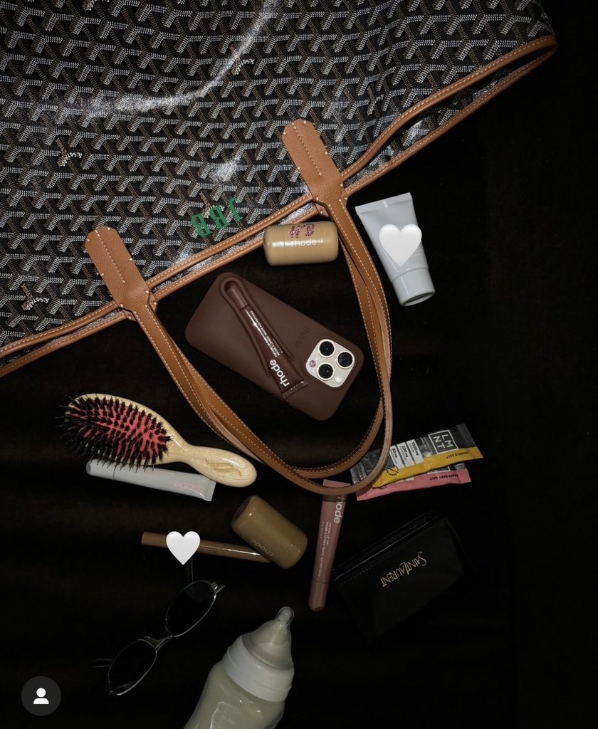 pradaparisian's tweet photo. hailey bieber's fall essentials! https://t.co/8uUXeOGTAh
