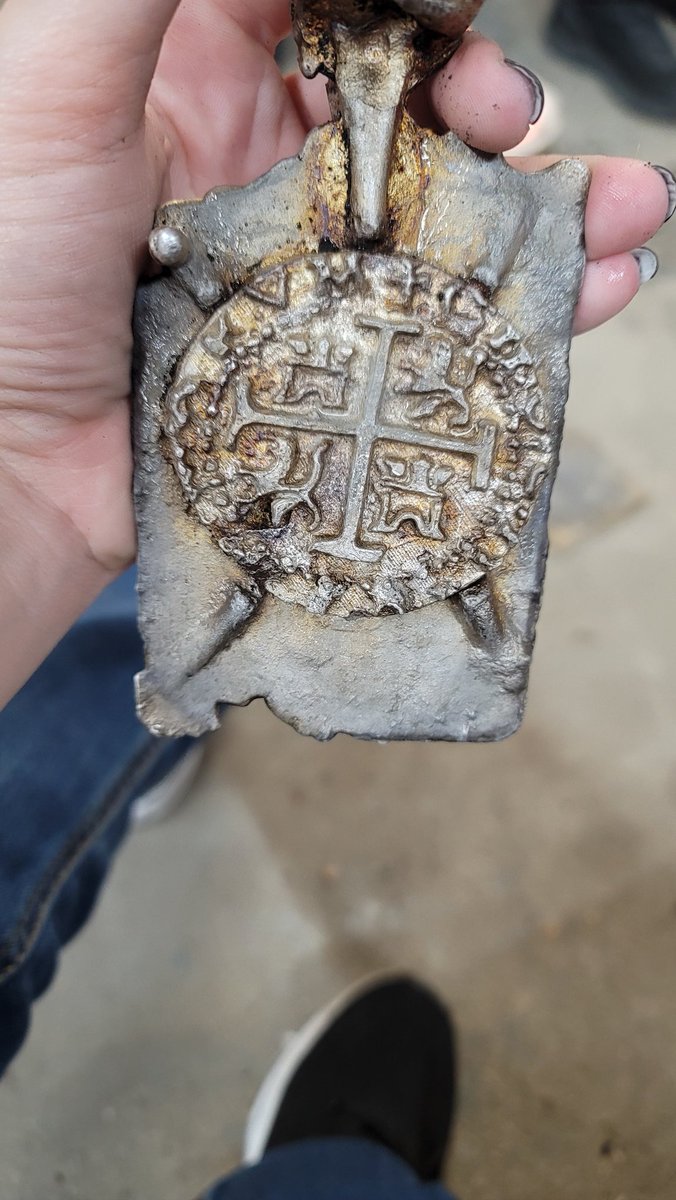 TheRabbitTales's tweet photo. Y'know, for BSing our way through and having a failed attempt at casting, it's not as bad as we expected.
Oh hey. Did I mention I'm learning smelting for fun? 
It's been a riot. https://t.co/mJhzjHchLj