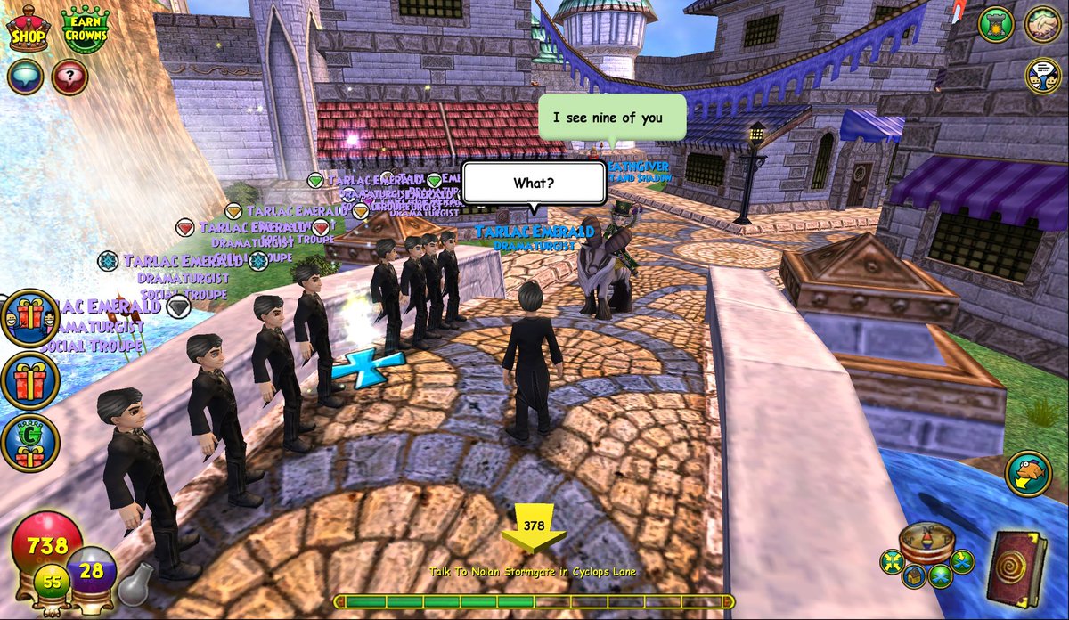 dinsisfired's tweet photo. That poor girl prob thought her game was glitched 🤓 #Wizard101 #Shadowclones https://t.co/Br9Hy6WqwX