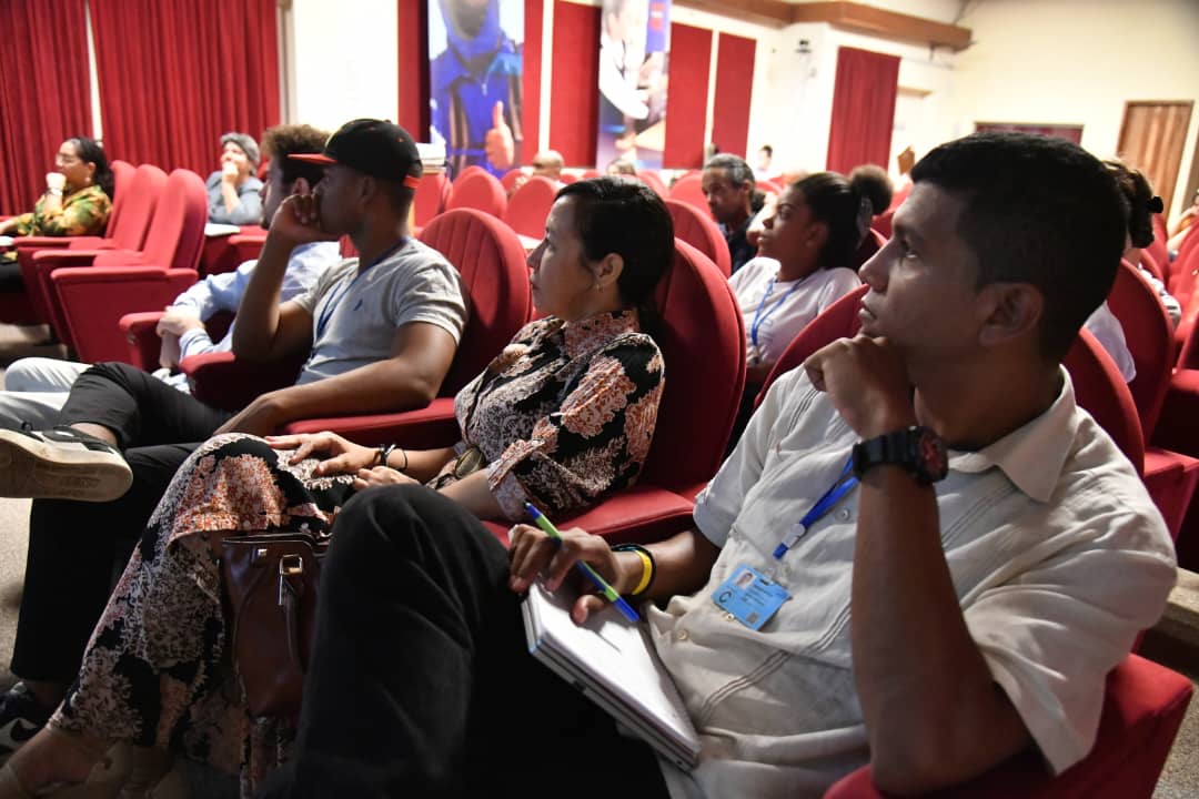 Los días 2 y 3 de octubre tiene lugar el taller Kit Digital para la Transformación de las Pymes, con el objetivo de desarrollar los conceptos básicos de la #TransformaciónDigital dirigido a las micro y pequeñas empresas #CubaPorLaTransformaciónDigital