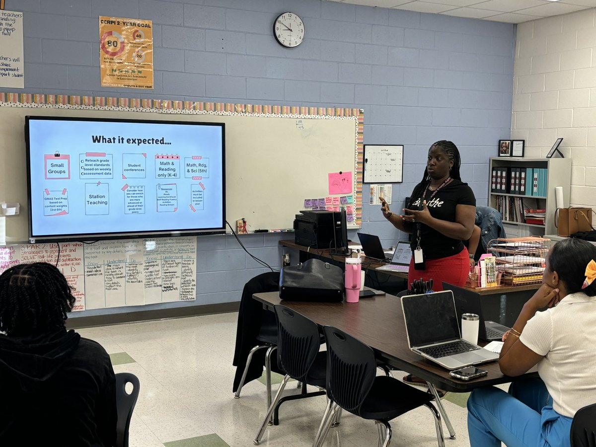 OakViewES's tweet photo. Principal in action… “This is how WE do IT”  let’s take a day to differentiate our instruction with small groups… #OakViewOwls  
@OakViewES https://t.co/OZlxx5Lik9