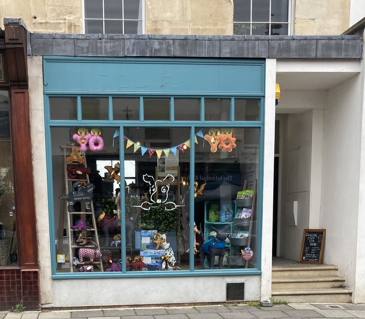 Princess Morgan and Lady Evie tweet media