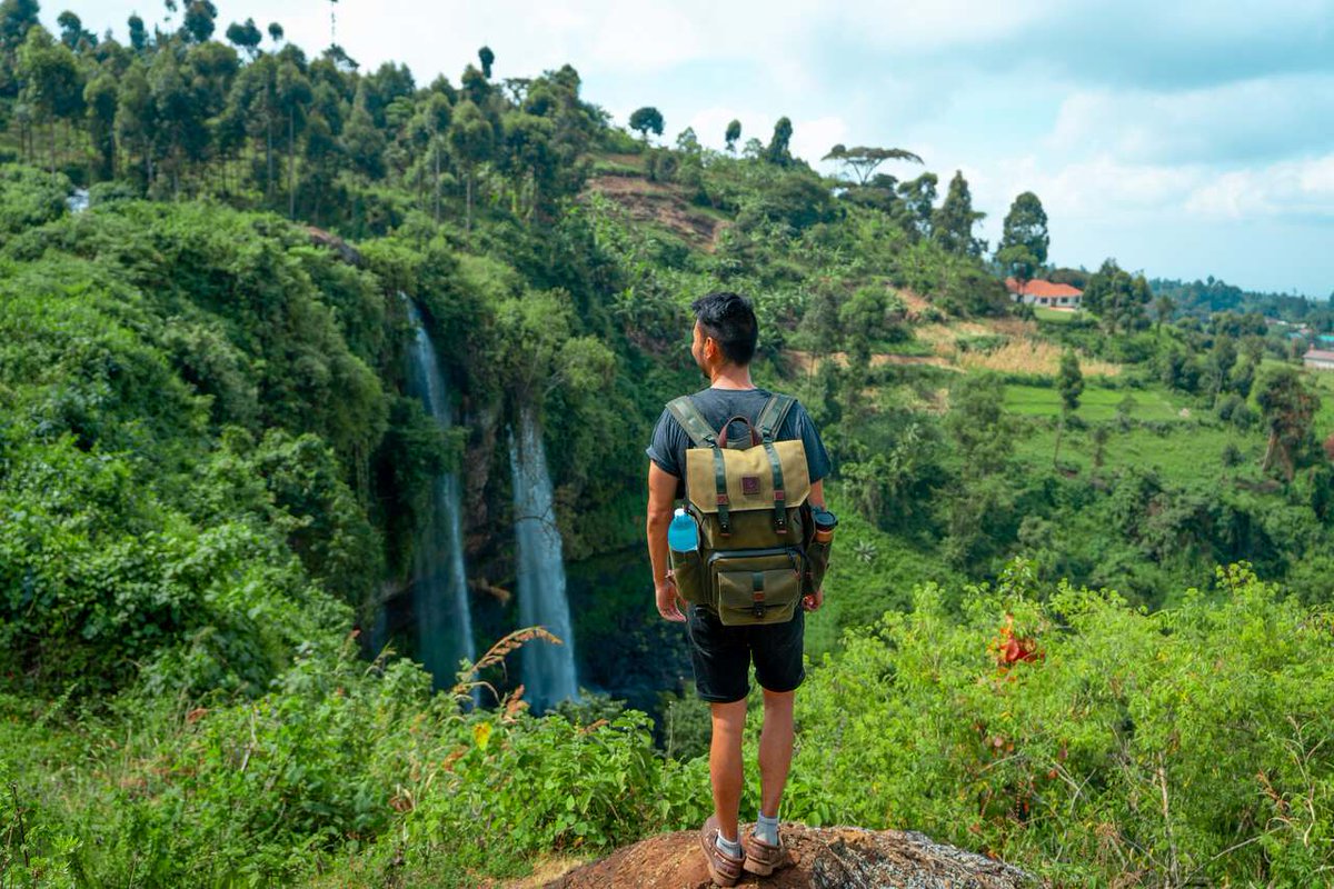 gorillatoursug's tweet photo. Are you planning a solo travel in Uganda? Get all the help you need with a comprehensive guide to a solo travel to uganda with us @gorillatoursug 
#ThePearlOfAfrica #birdwatching #gamedrives https://t.co/68QV2Cr2Xq