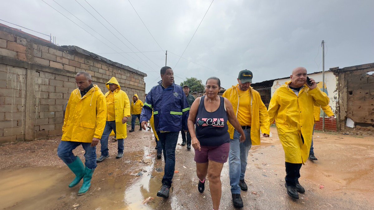Rafael Ramírez Colina es un servidor público intachable, honesto, transparente y TRABAJADOR. Maracaibo se une pidiendo su libertad. La ciudad necesita de su alcalde y que se respete el mandato popular. Pedimos que #LiberenANuestroAlcalde