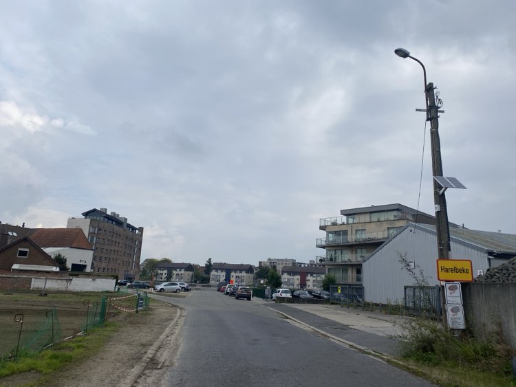 In samenwerking met <a href="/viveshogeschool/">Hogeschool VIVES</a>, Kortrijk en <a href="/leiedal/">Leiedal</a> installeerde Kuurne drie verkeerstellers. Met deze mobiliteitsdata kunnen we de dienstverlening verder verbeteren. Check de data op telraam.net. 
#Data4All