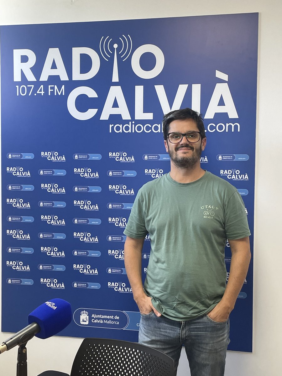 RadioCalvia's tweet photo. #Arqueología ⛏️ 

El @parcsamorisca comienza la temporada de otoño con una agenda llena de actividades y de proyectos. @DavidJavaloyas, responsable de eventos del Parque, nos avanza algunos en su visita mensual a la emisora municipal.

🎧👉https://t.co/fQLkgWP29m https://t.co/cci9s4gGNi