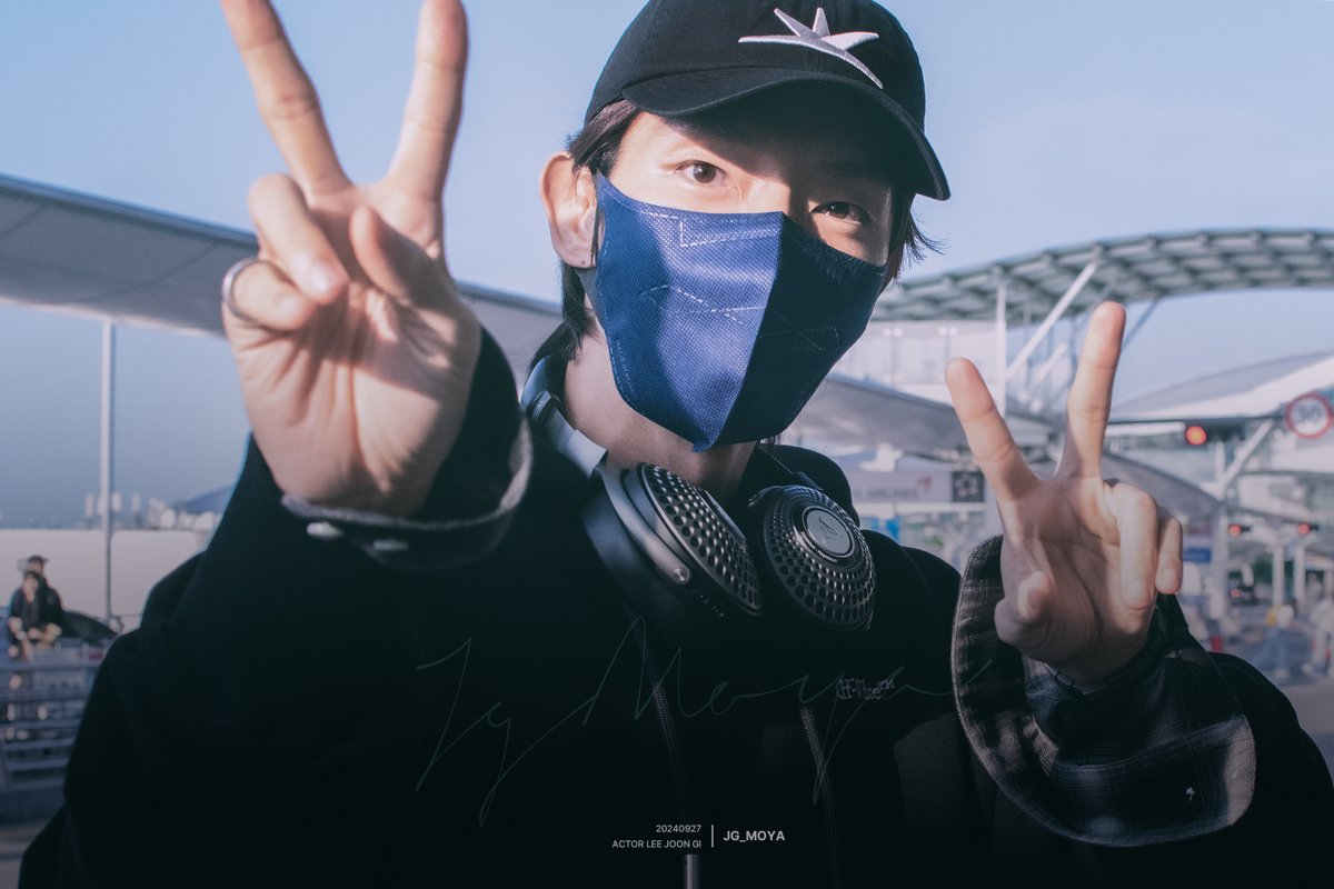 820417jg's tweet photo. @JGshock 🛫
240927
ICH Airport Departure.

❤ : @JGshock
📷: @820417jg
-
#leejoongi #イジュンギ #李準基
#ACTOR_JG #JG_TONE #JG_STYLE_ #JG_MOOD
#평생행복하게함께하자 #이준기와함께동행합니다 https://t.co/tWttZ4CZrp