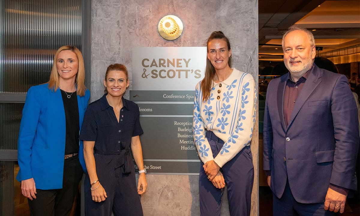 Burleigh Court Conference Centre & Hotel (@burleigh_court) on Twitter photo Lioness Legends launched our refurb last week!
A huge thank you to Karen Carney and <a href="/JillScottJS8/">Jill Scott MBE</a> for pulling a few pints and talking to us about women in sports.
Read more here: okt.to/avqQEh Lioness Legends launched our refurb last week!
A huge thank you to Karen Carney and <a href="/JillScottJS8/">Jill Scott MBE</a> for pulling a few pints and talking to us about women in sports.
Read more here: okt.to/avqQEh