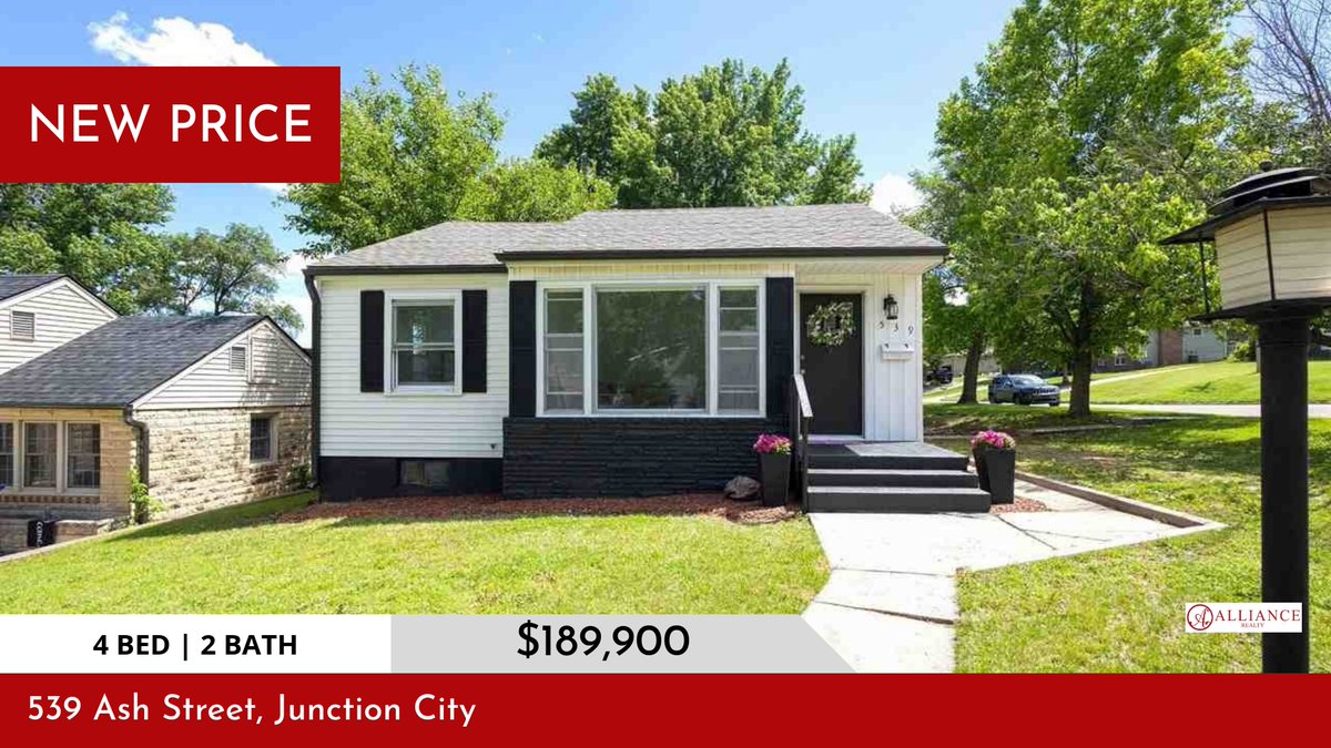 New Price! This 4 bedroom, 2 bathroom home has a new price! Reach out to set up a showing before it's gone!

Darcy Tweady, Realtor / Alliance Realty homeforsale.at/539_ASH_STREET…